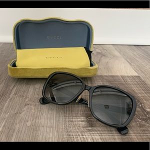 Gucci 57mm square sunglasses